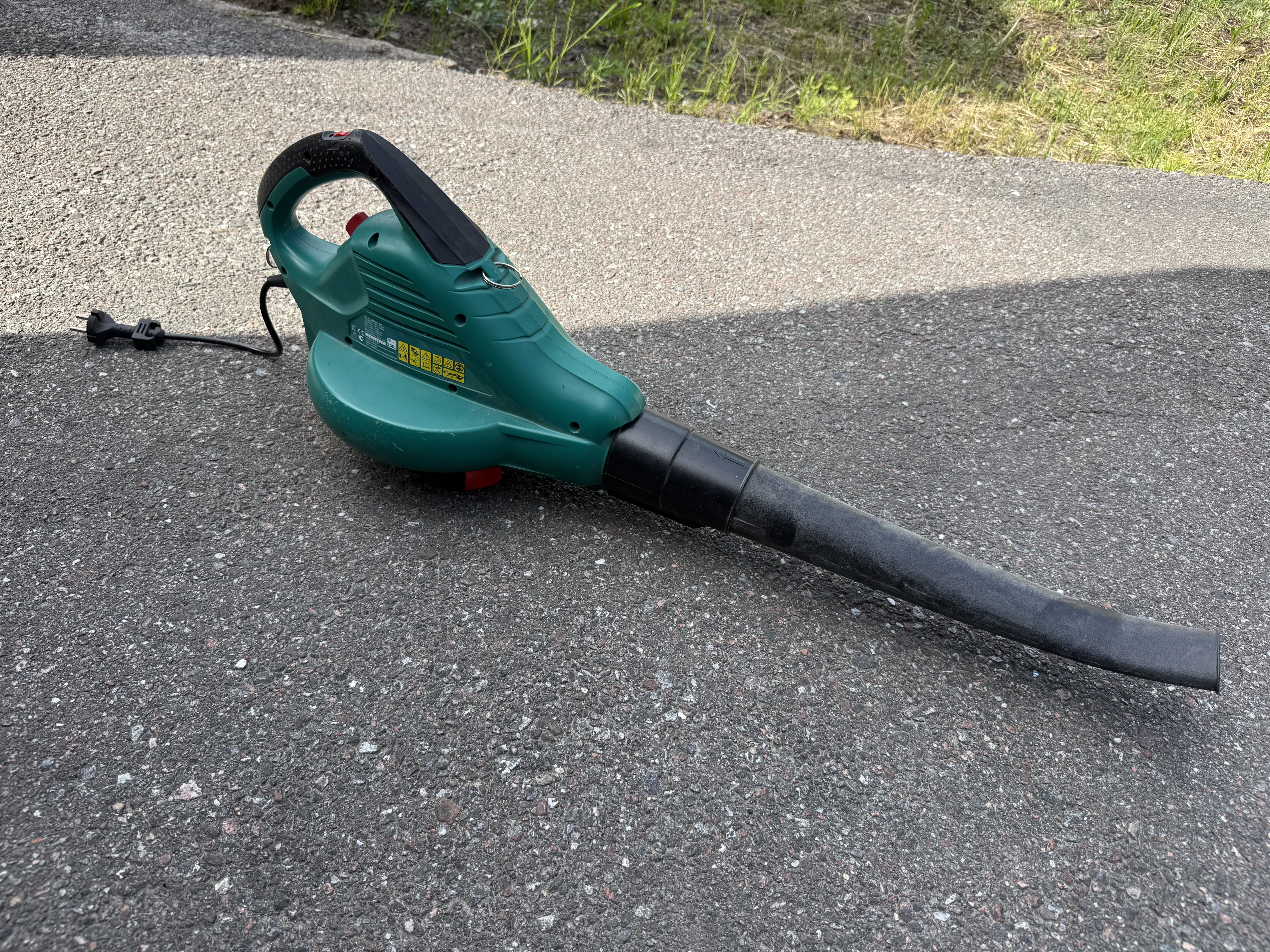 Lövblås bosch sladdriven