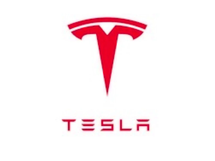 Tesla model y takräcke