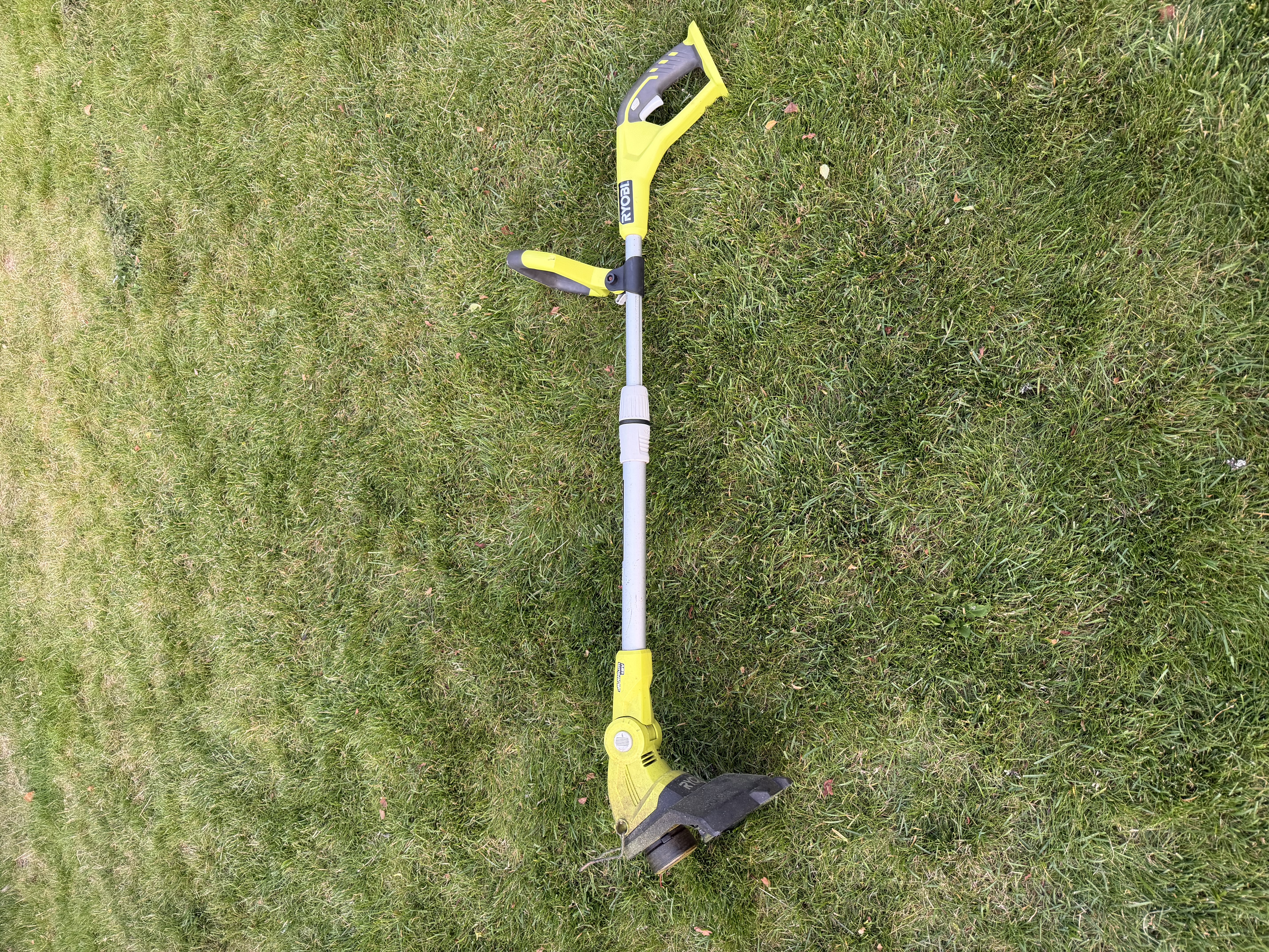 Grästrimmer ryobi rlt1830li