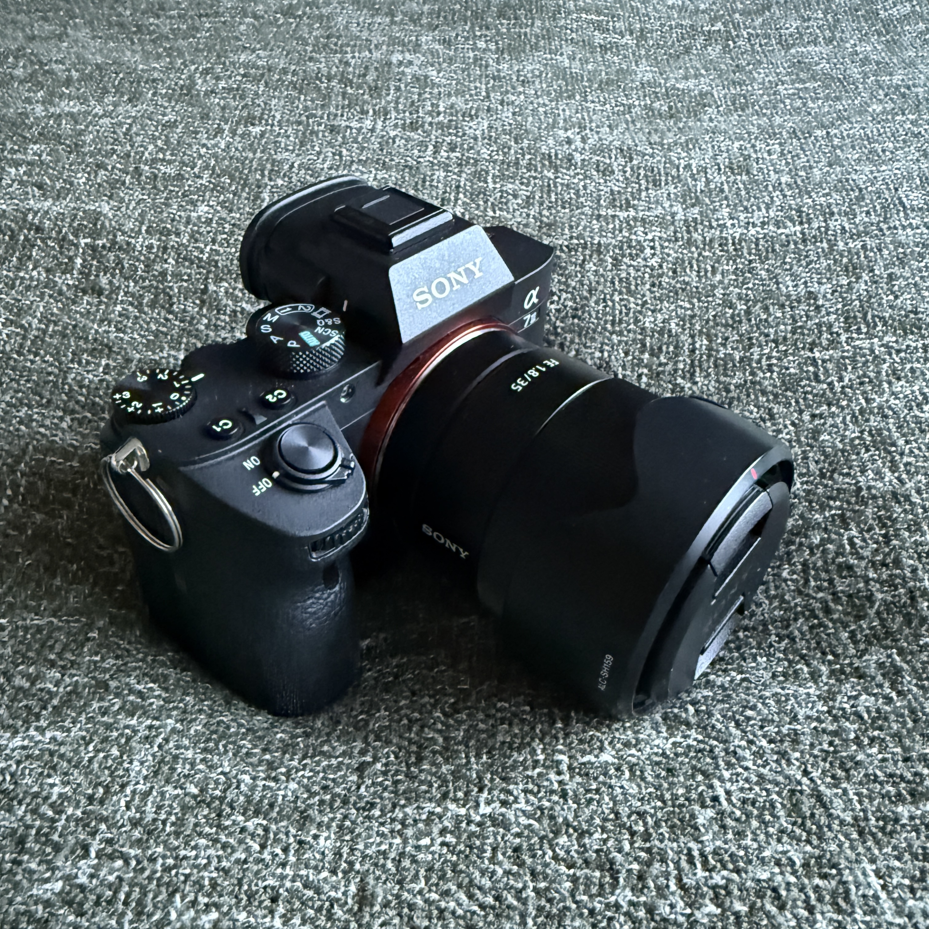 Sony a7iii + sony fe 35mm f/1.8