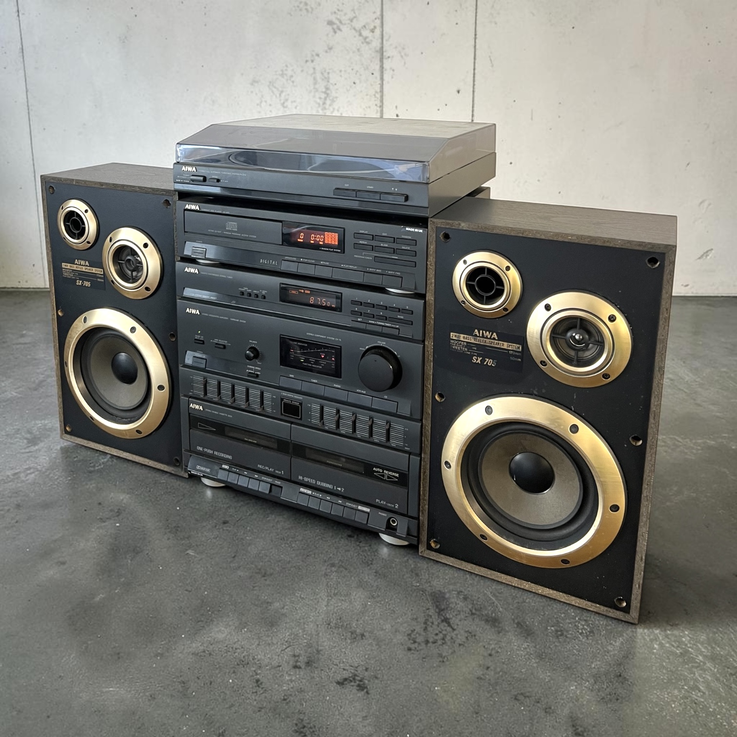 Retro vintage aiwa hifi stereo radio cassette player speaker record player event prop tv tape speakers