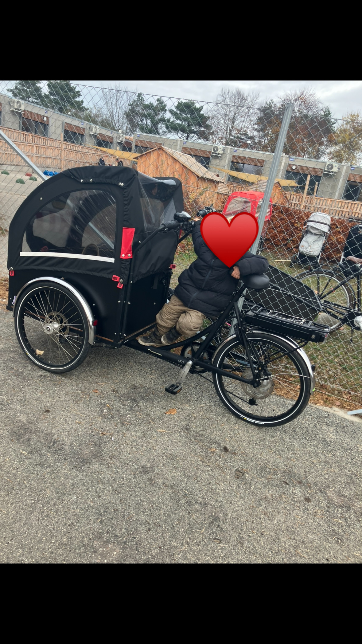 El christiania cykel med bænk og sele