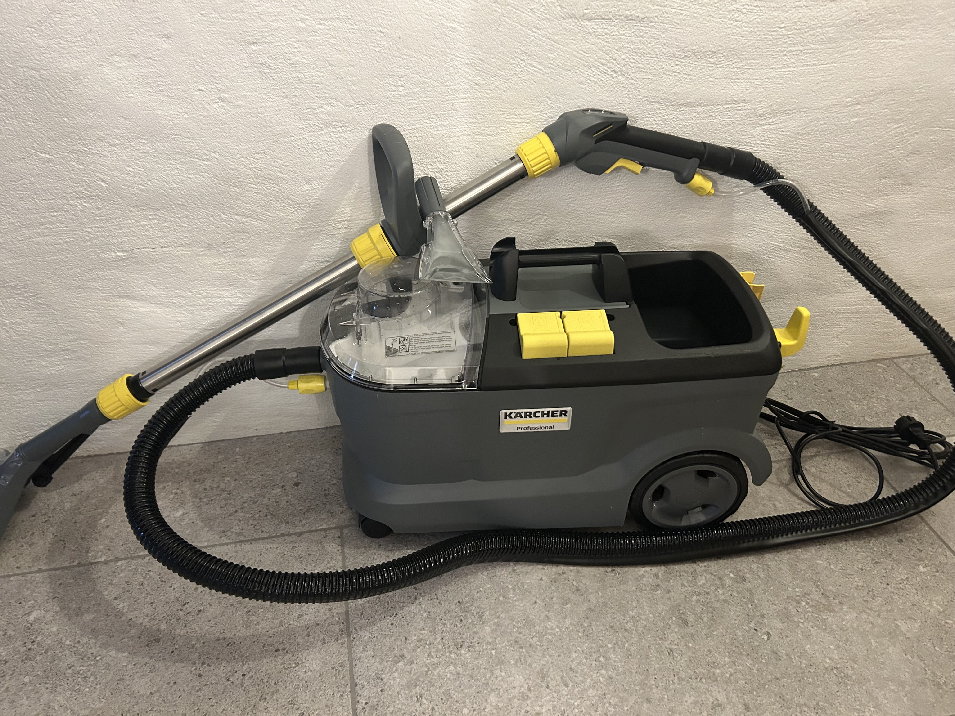 Kärcher puzzi 10/1 mattvätt/möbeltvätt/textiltvätt