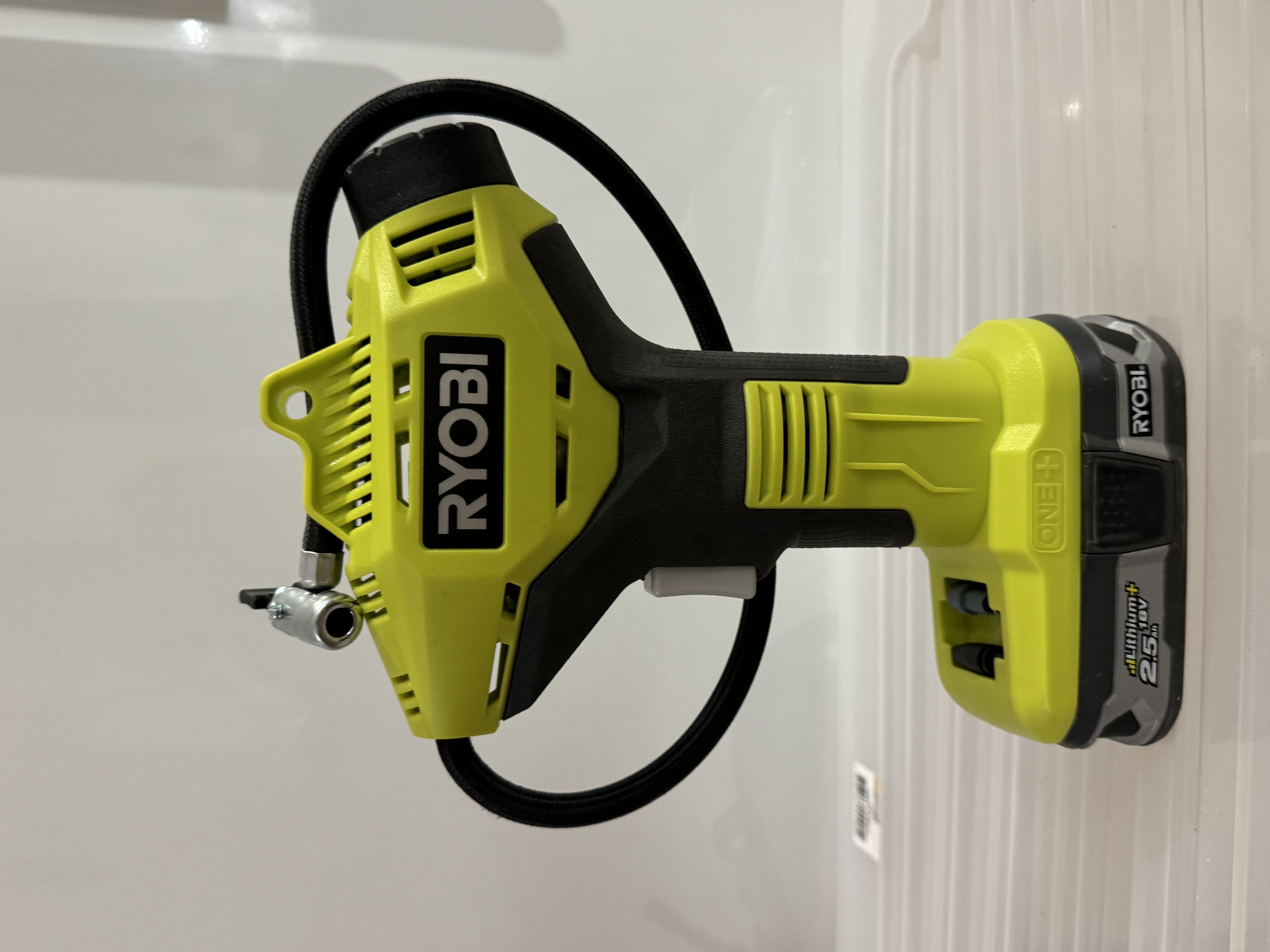 Minikompressor ryobi