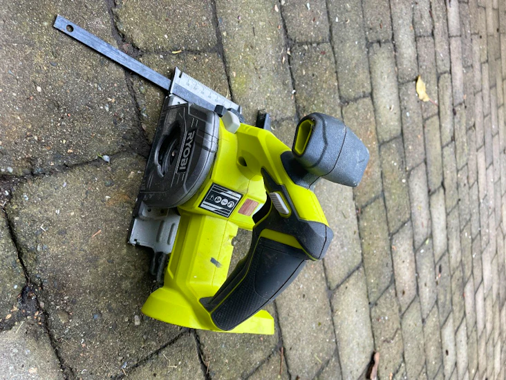 Ryobi sirkelsag for metall