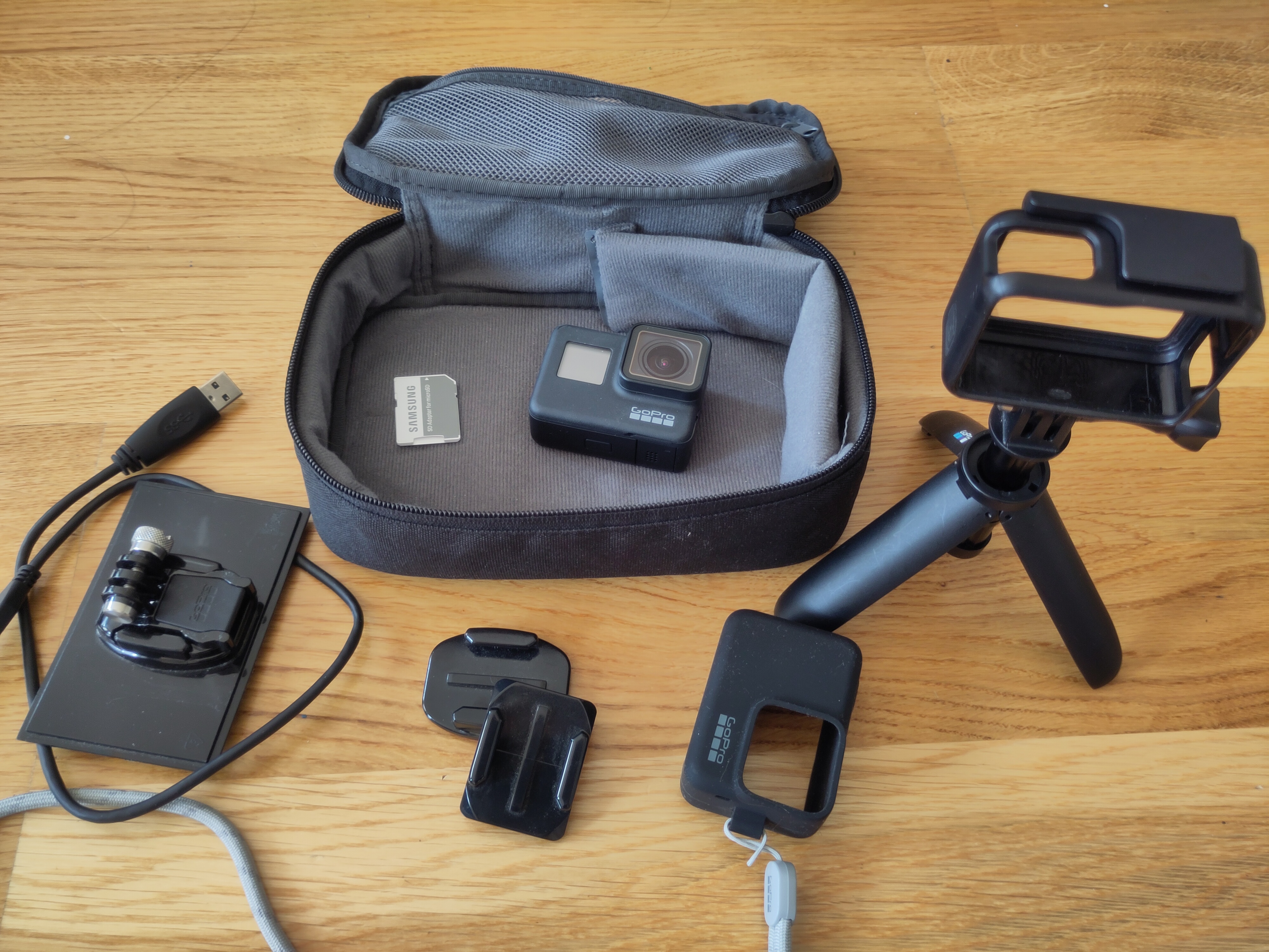 Gopro hero7 inkl micro sd (+ adapter)