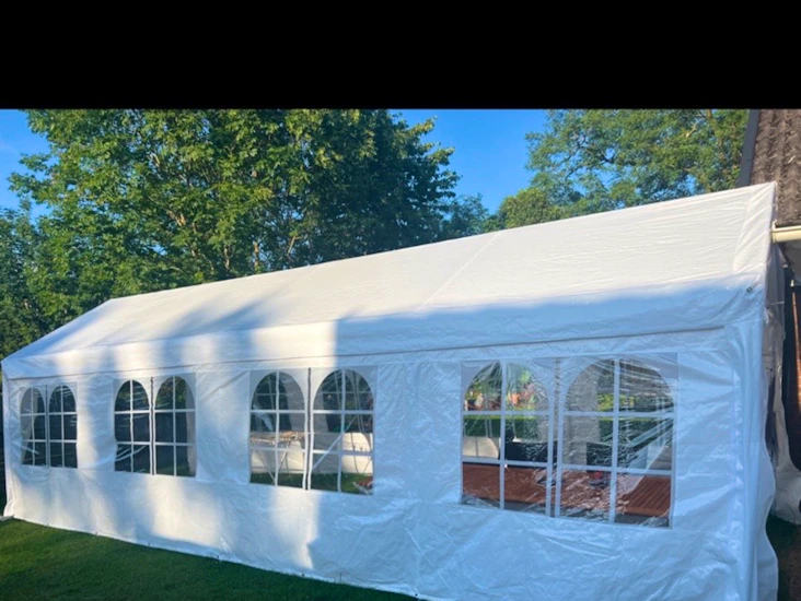 Partytält 8x3m