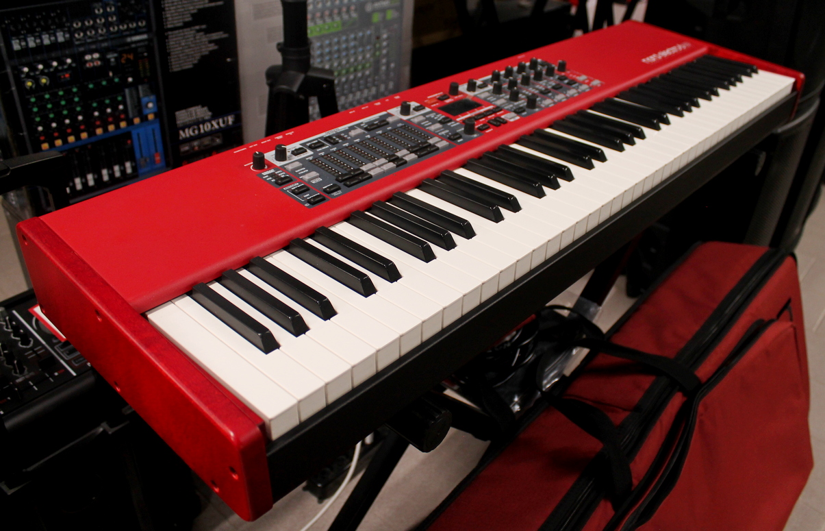 Nord electro 6 hp 73 note hammer action portable keyboard