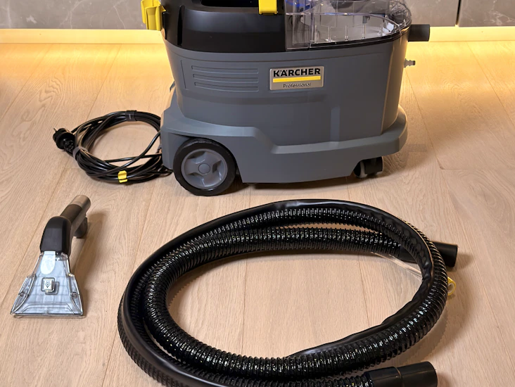 Kärcher puzzi 8/1 – tehokas tekstiilipesuri matoille & sohville