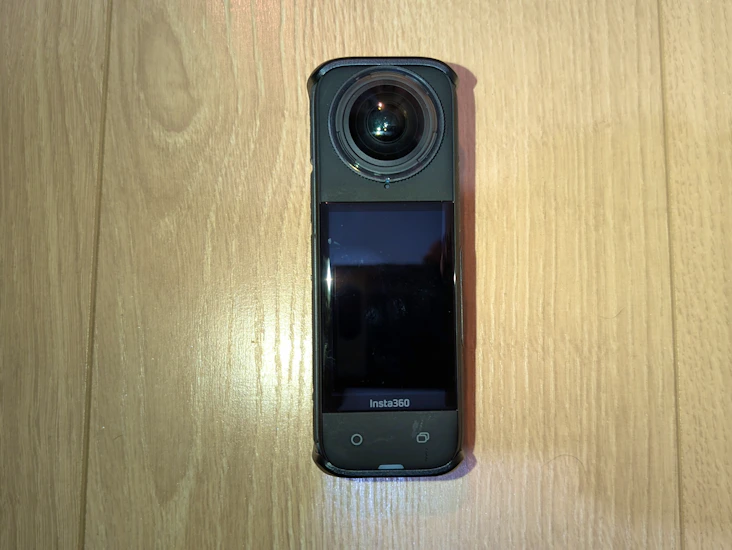Insta 360 x4