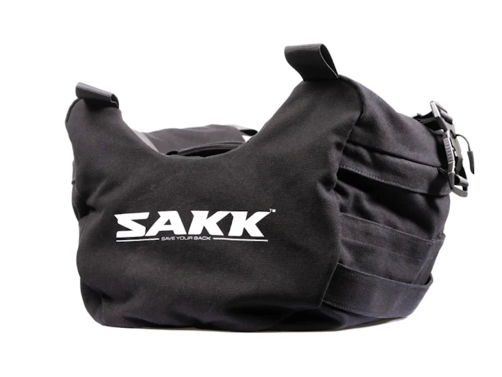 Cinesaddle sakk with soft strap and pockets