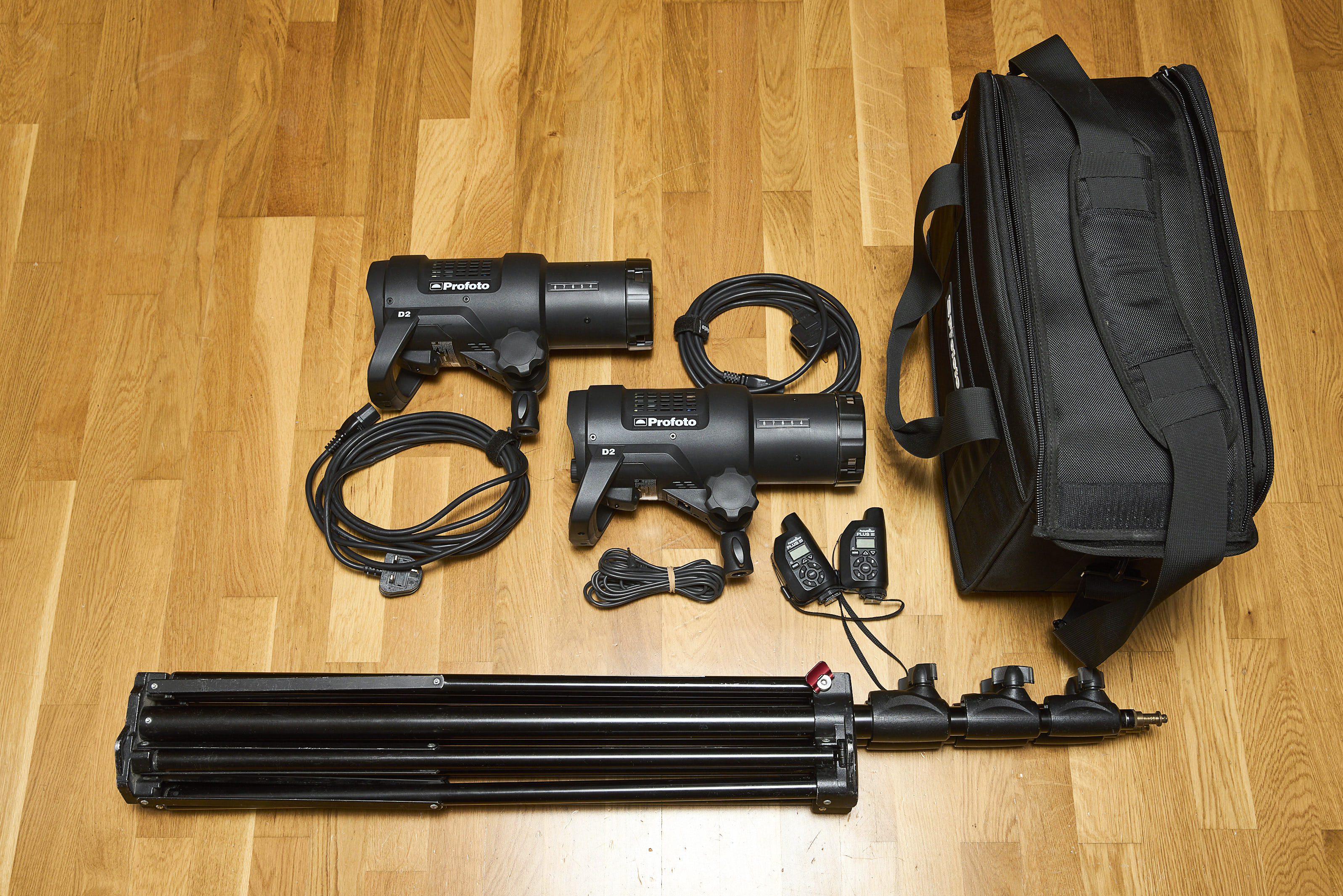 Profoto d2 1000 2 head kit