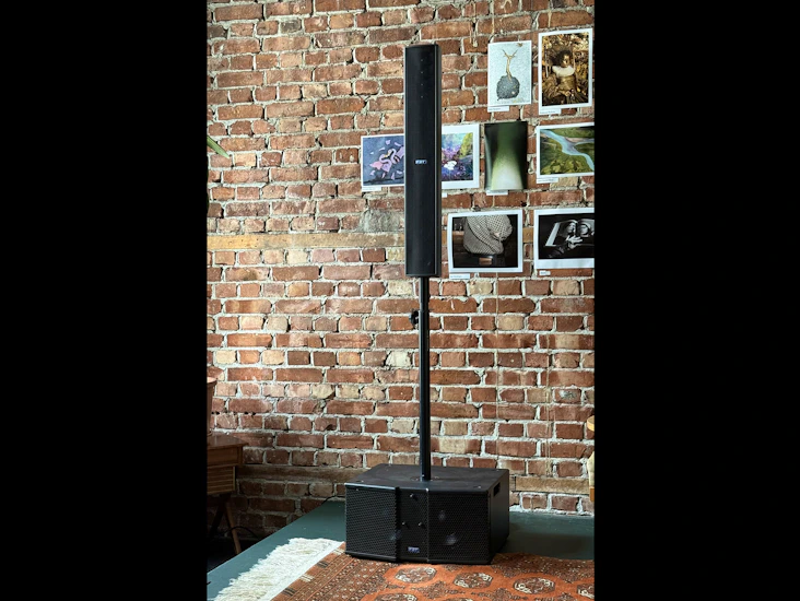 Fbt lydanlegg med høy kvalitet for tale og musikk.