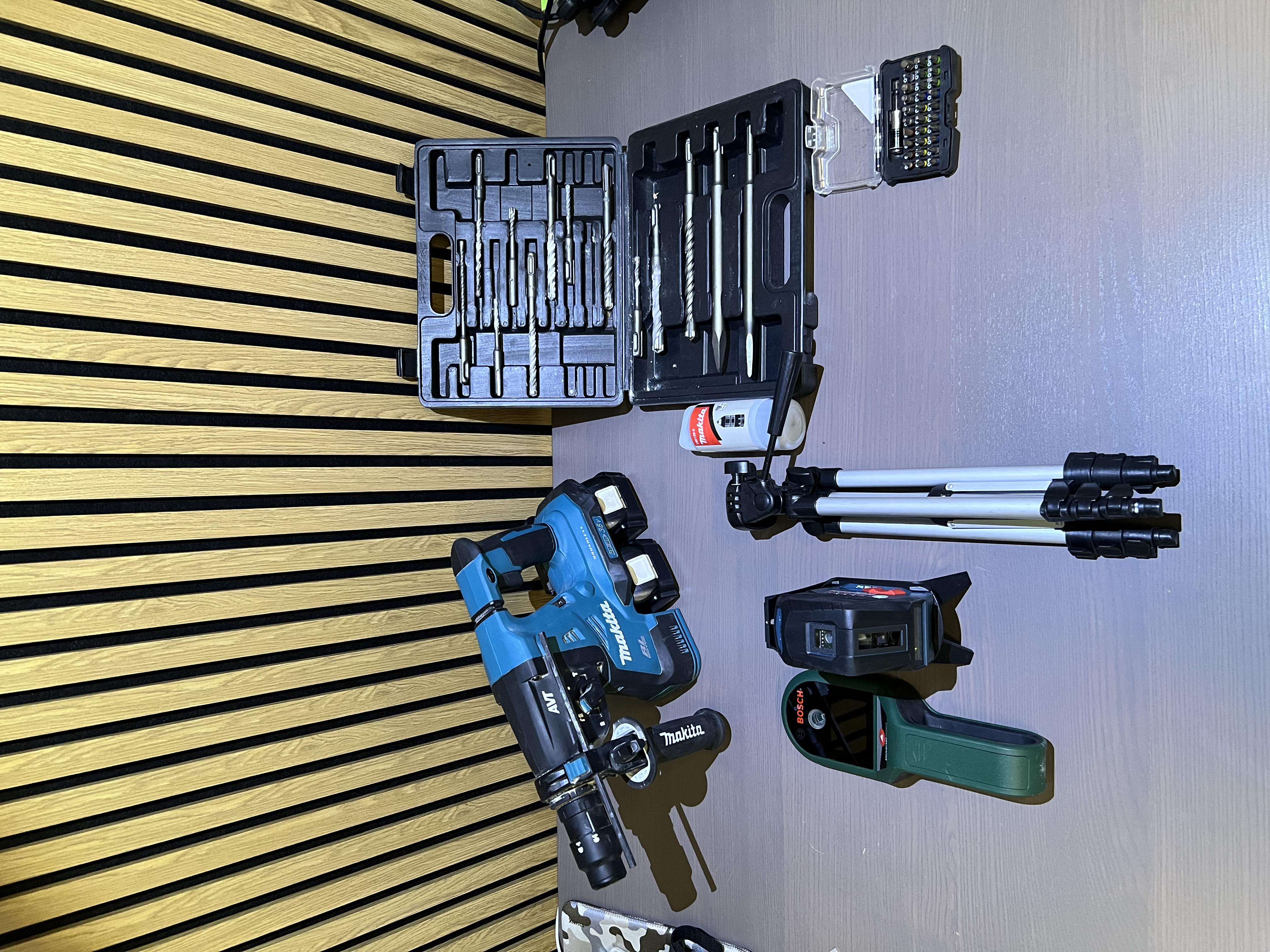 Poravasara makita dhr281 + rakenneilmaisin & linjalaser