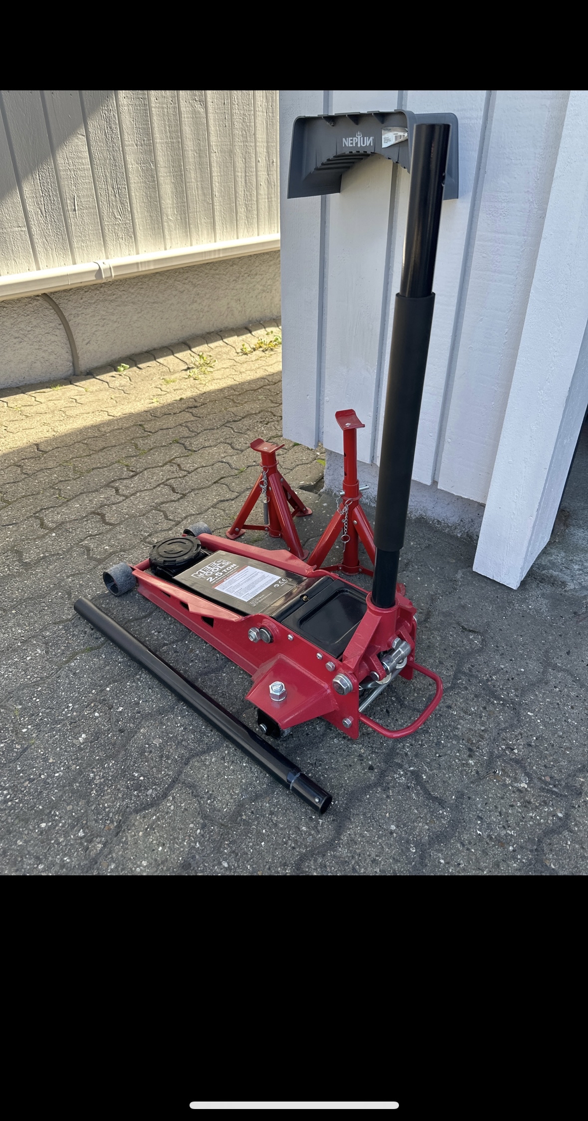 Garasjejekk og støttebukker