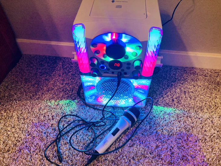 Singing machine karaoke