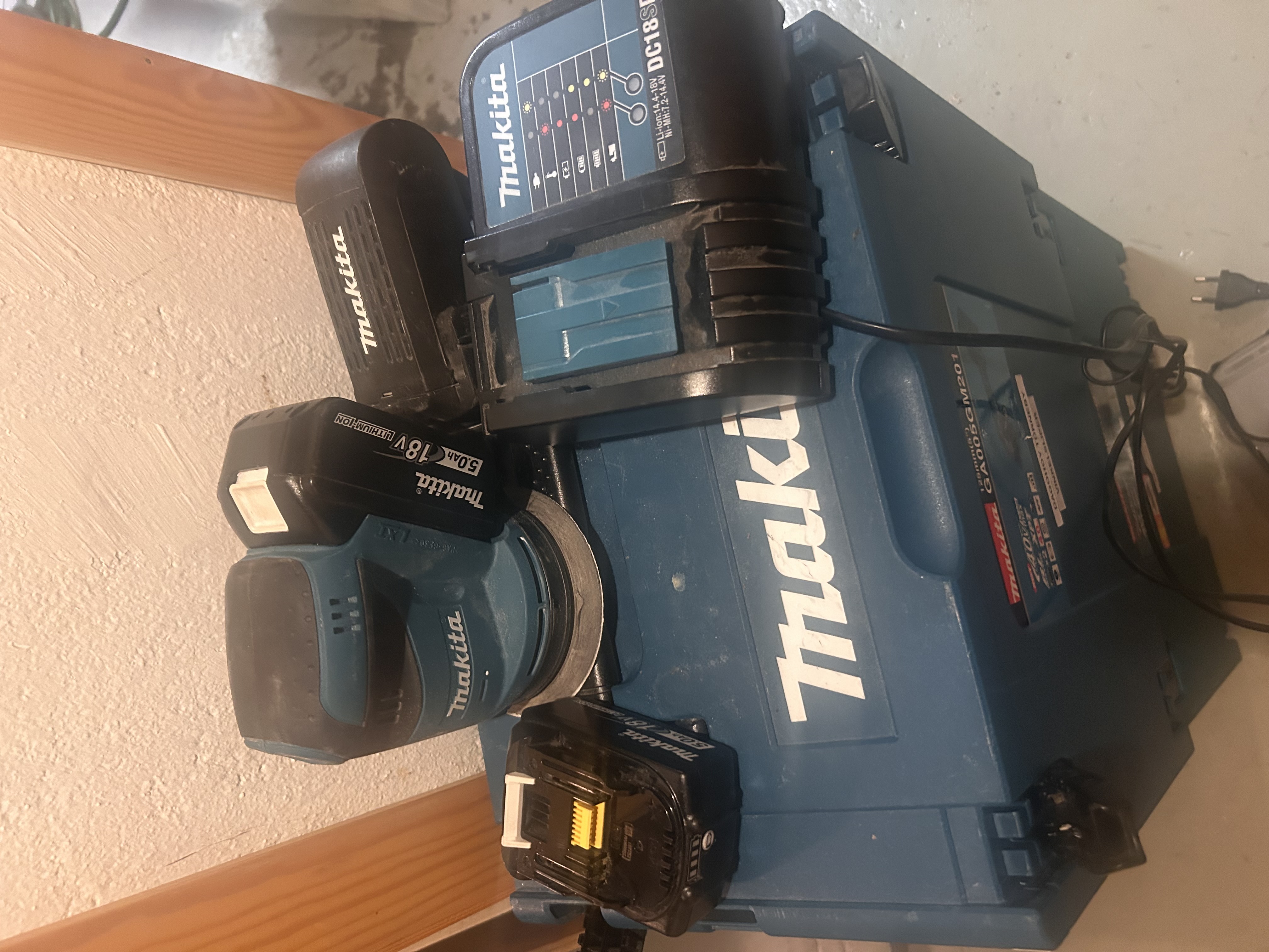 Eksentersliper 18v