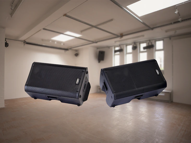 Qsc k10 pair – small pa or floor monitors