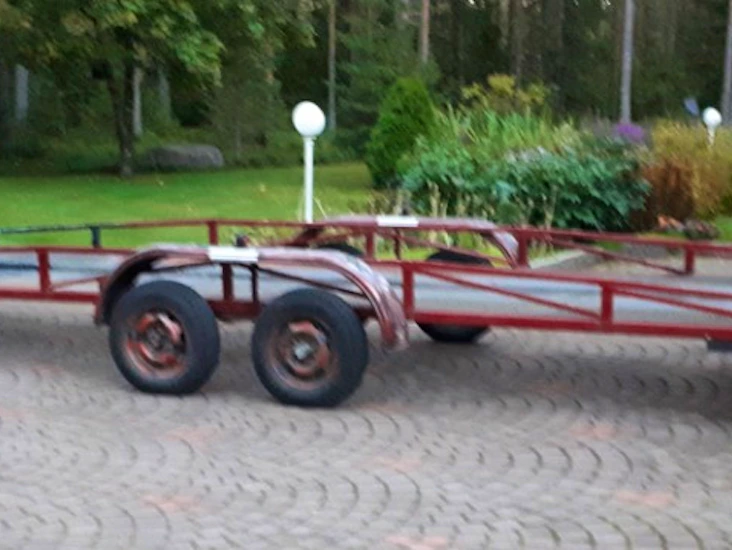 pitkä traileri, iso traileri, peräkärry