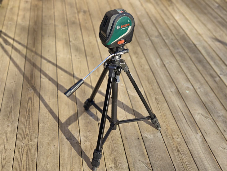 Bosch krysslaser inkl stativ