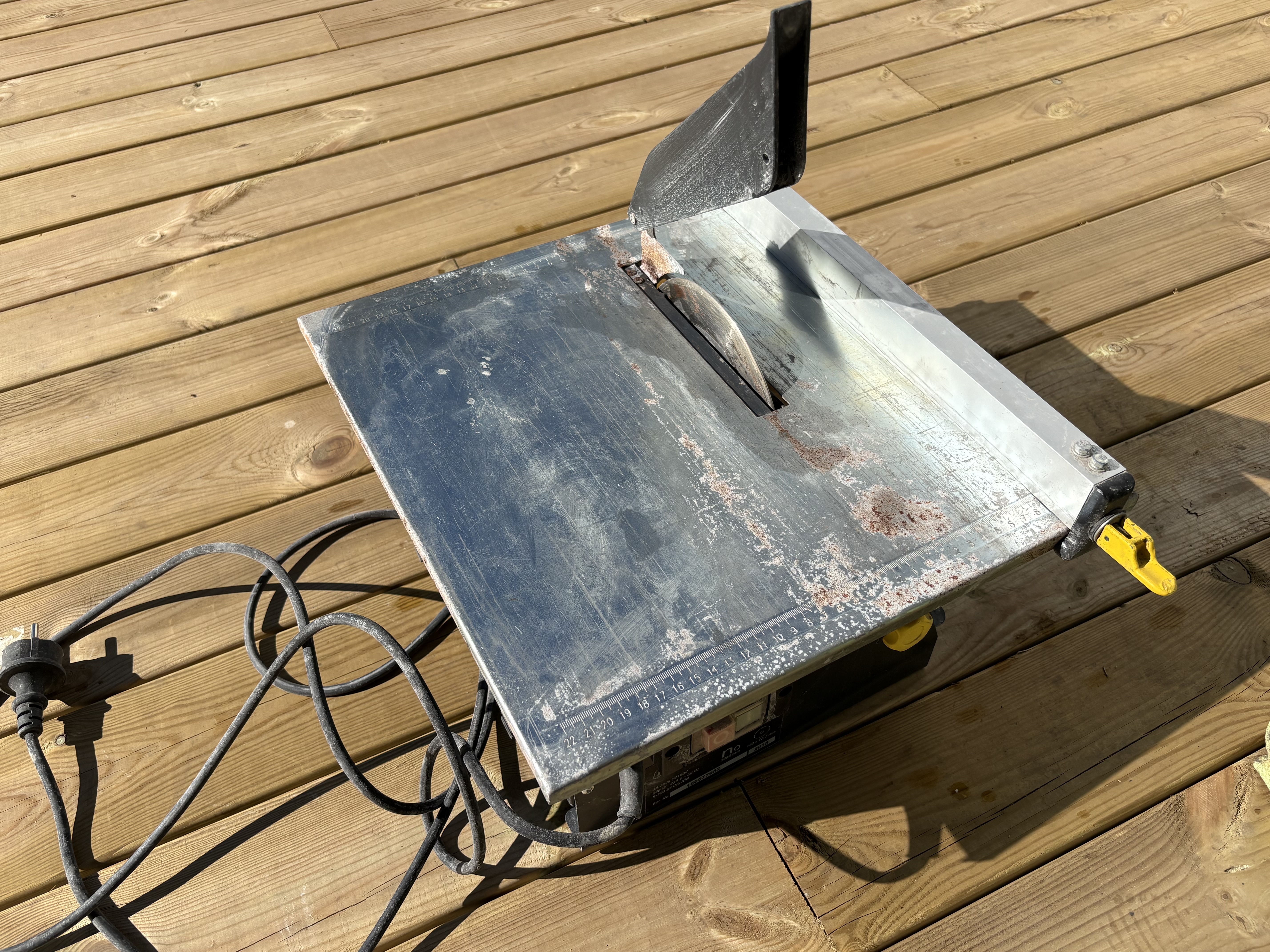 Elektrisk kakelskärare