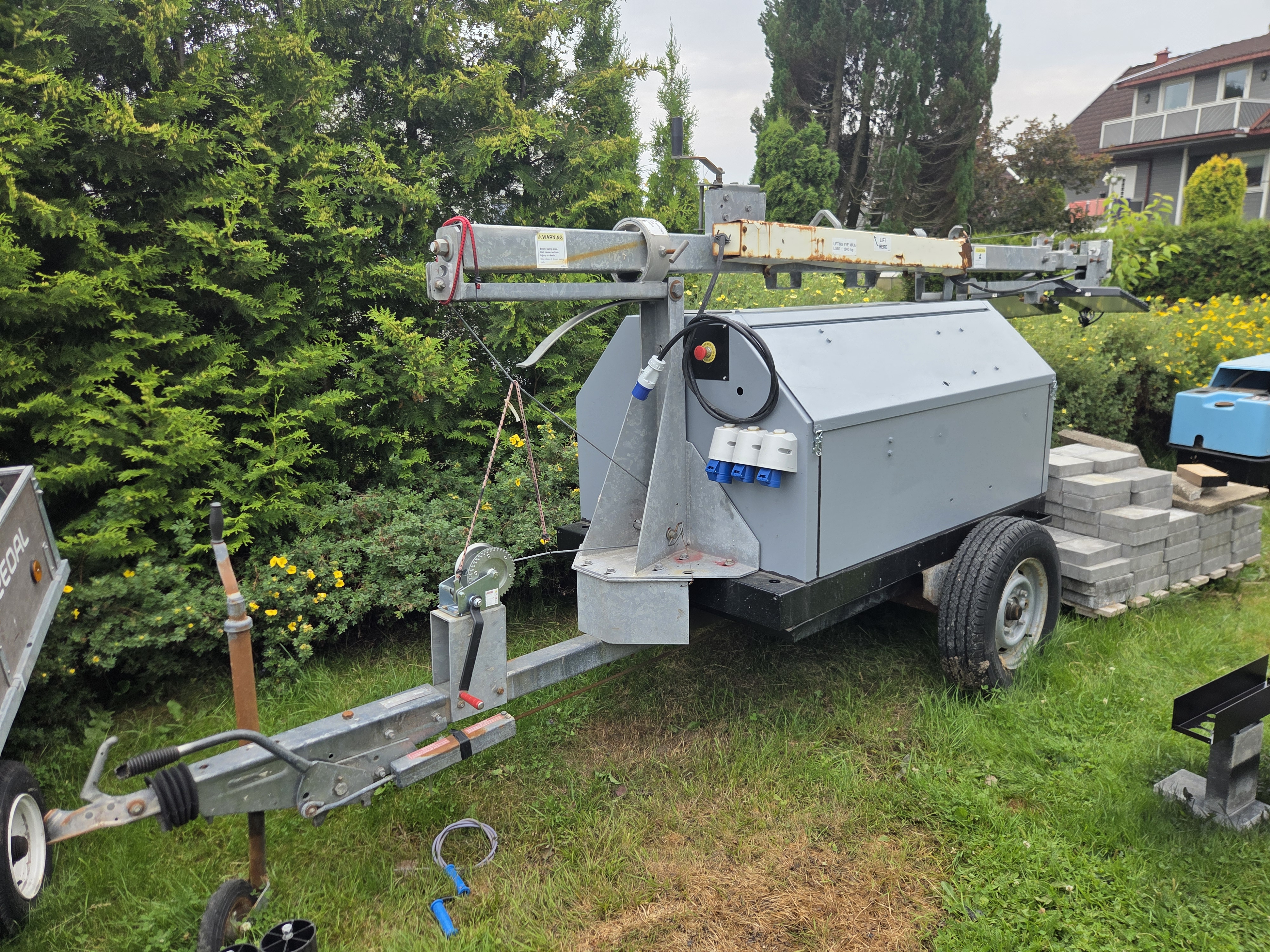 Lysmast med aggregat 7kva diesel