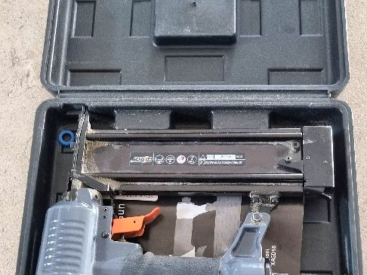 Dyckertpistol , tryckluftsdriven