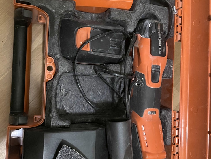 Fein multimaster kahdella 3.0ah akulla