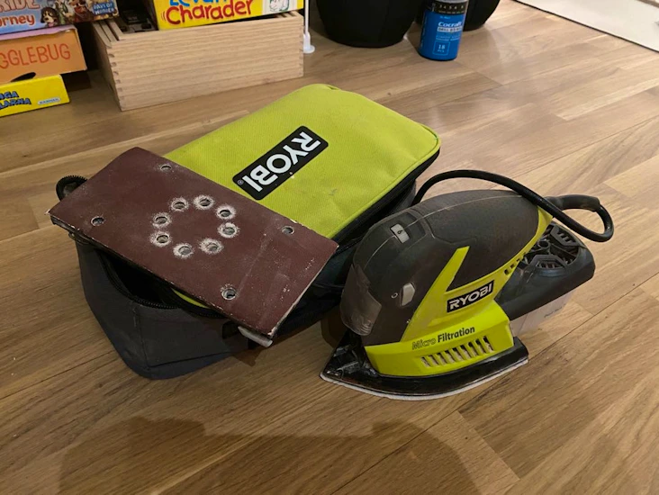 Ryobi hörn- och detaljslip