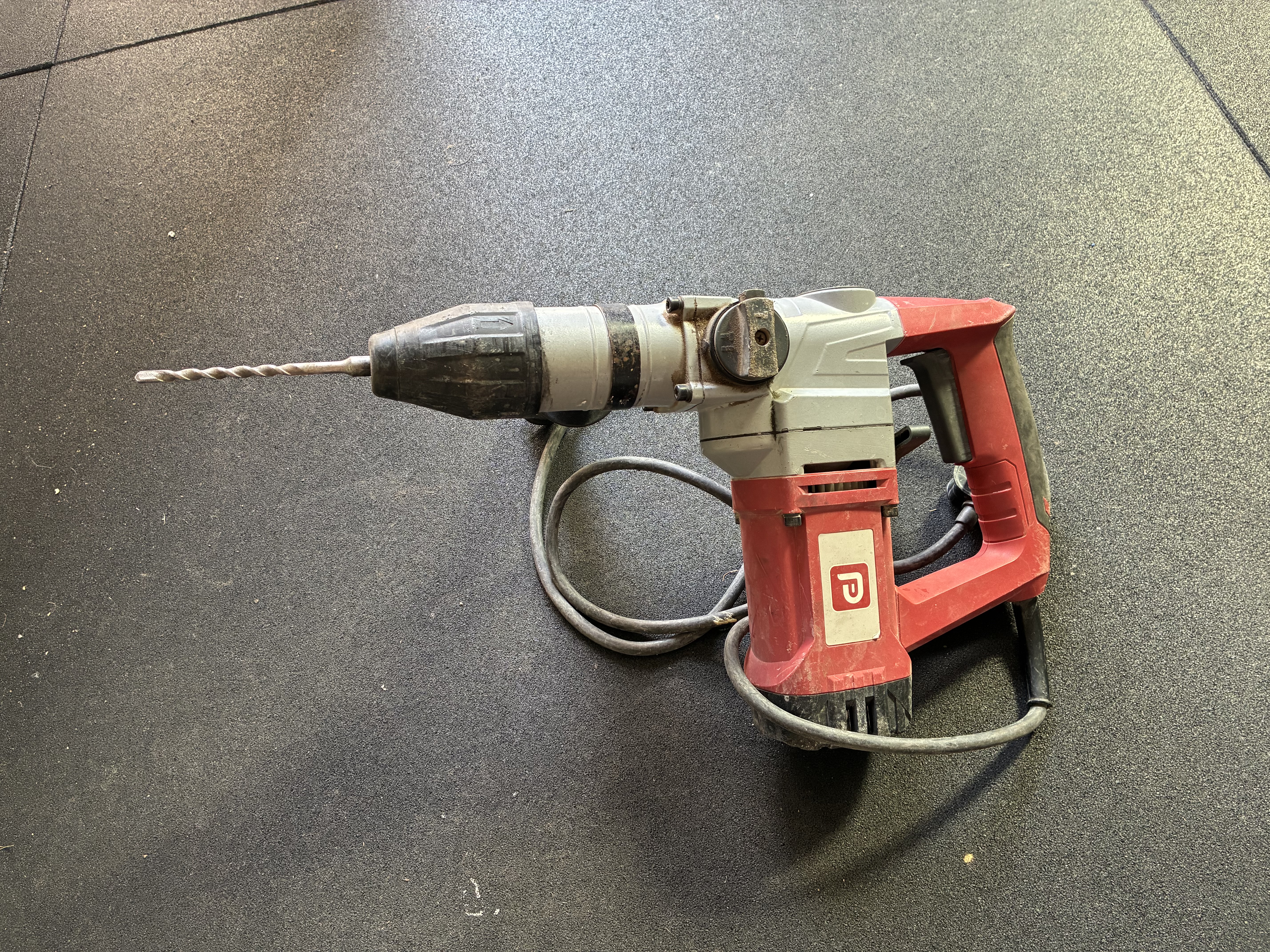 Sds hammer drill