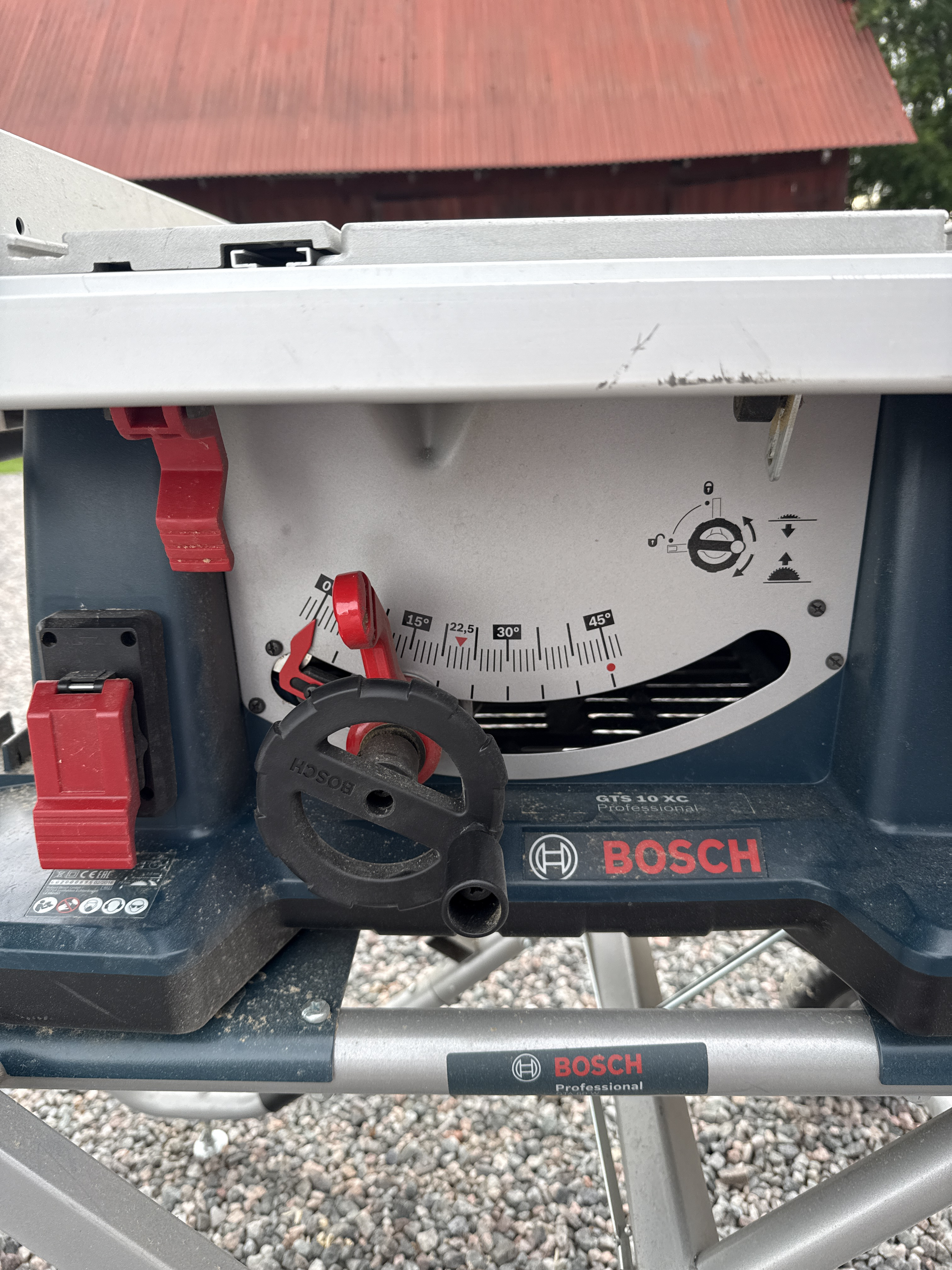 Bosch bordsåg med stativ på hjul!