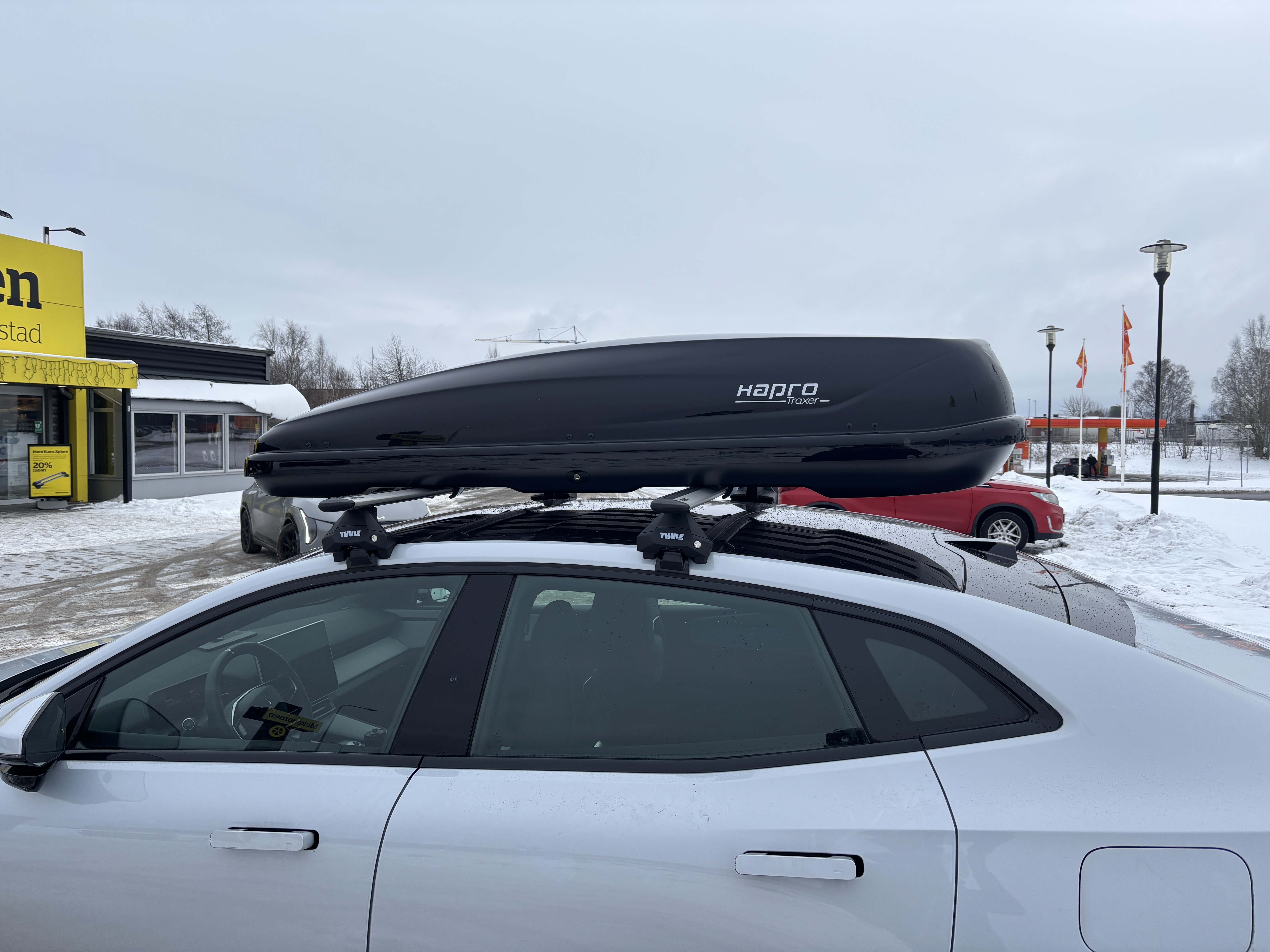 Takbox 530 liter med räcken till volvo / kia / polestar 4