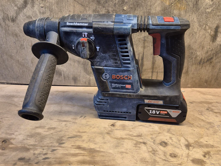 Borrhammare, batteri