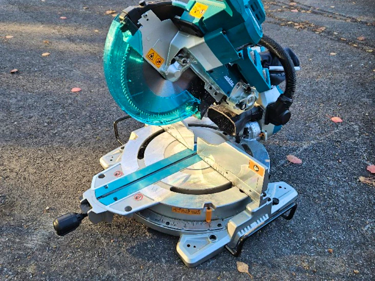 Makita dls211zu