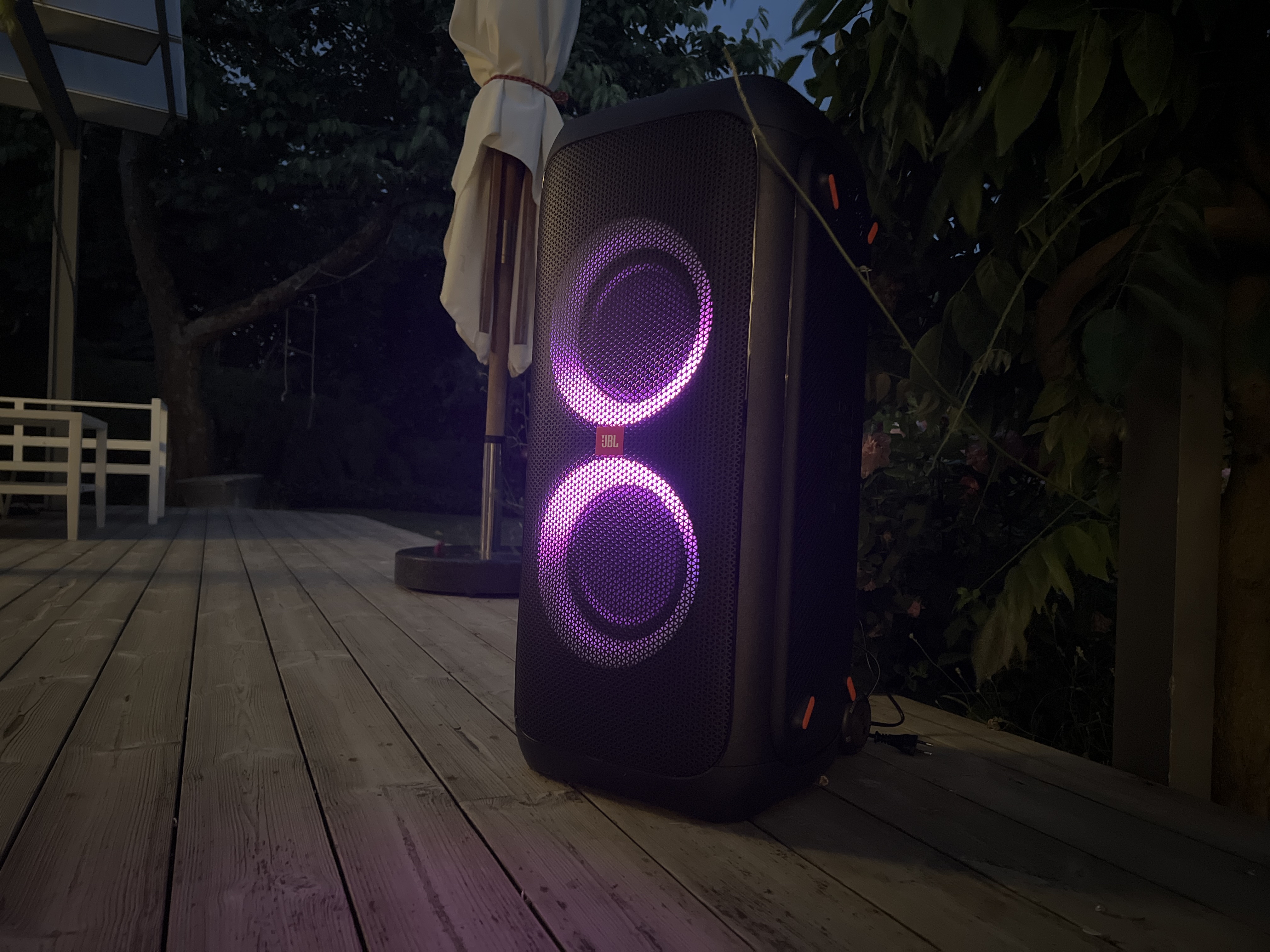 Jbl partybox 310, ca 18 h batteritid 