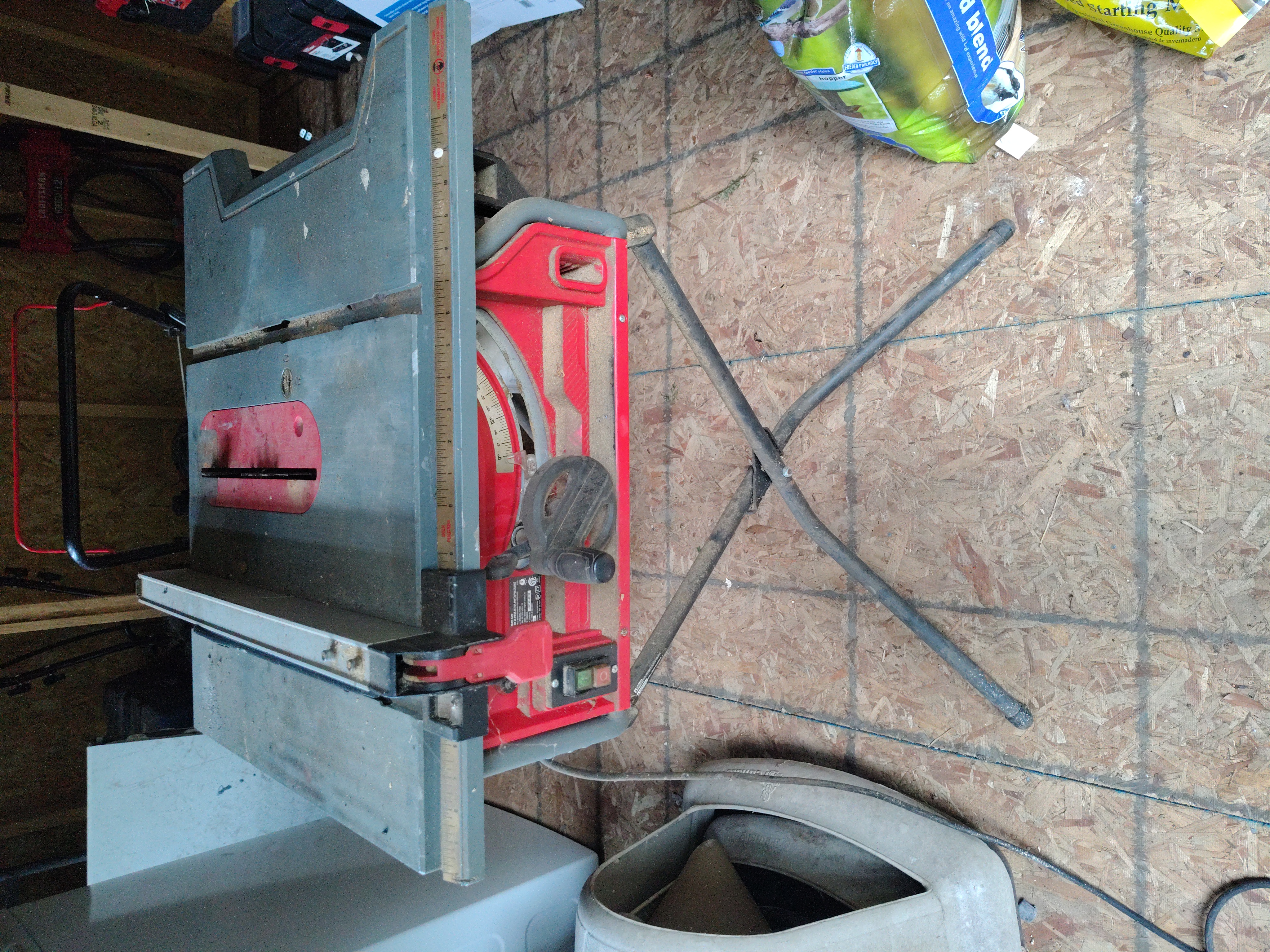 Portable table saw 