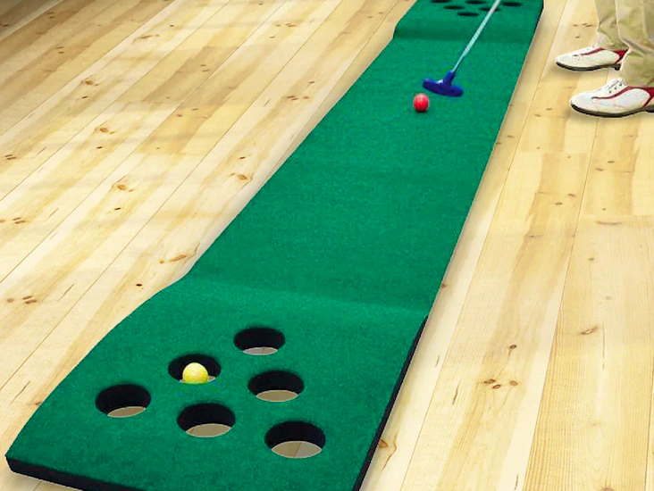 Hole-in-one beerpong i golf versjon