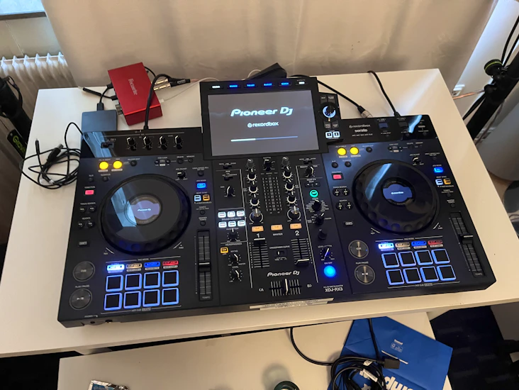 Pioneer xdj-rx3 – proffsig dj-controller i ett kompakt format!