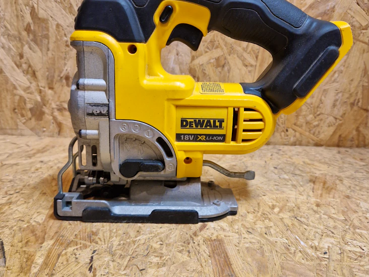 Dewalt sticksåg 18v sladdlös