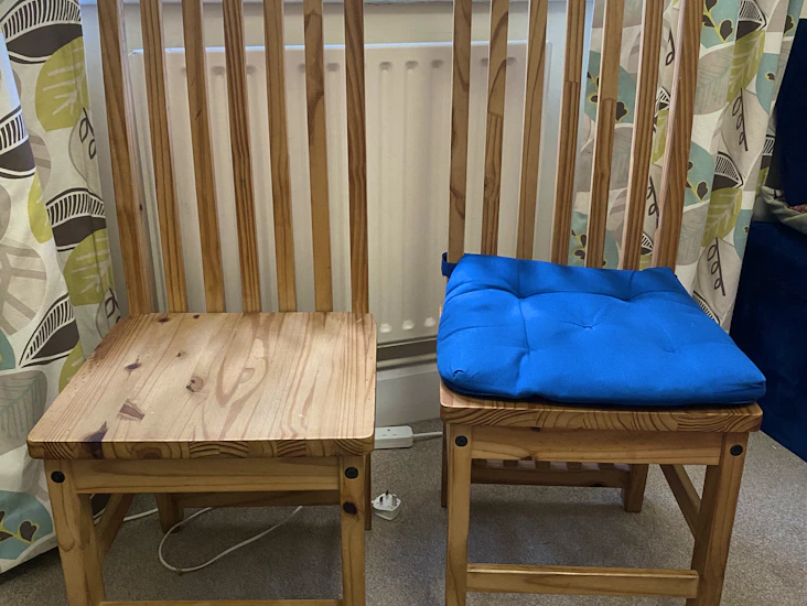 Wooden dining chairs x6