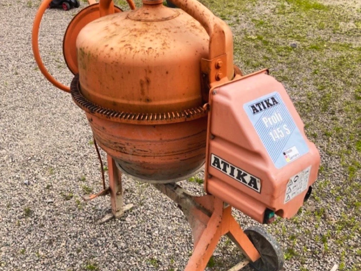 Betongblandare 145l