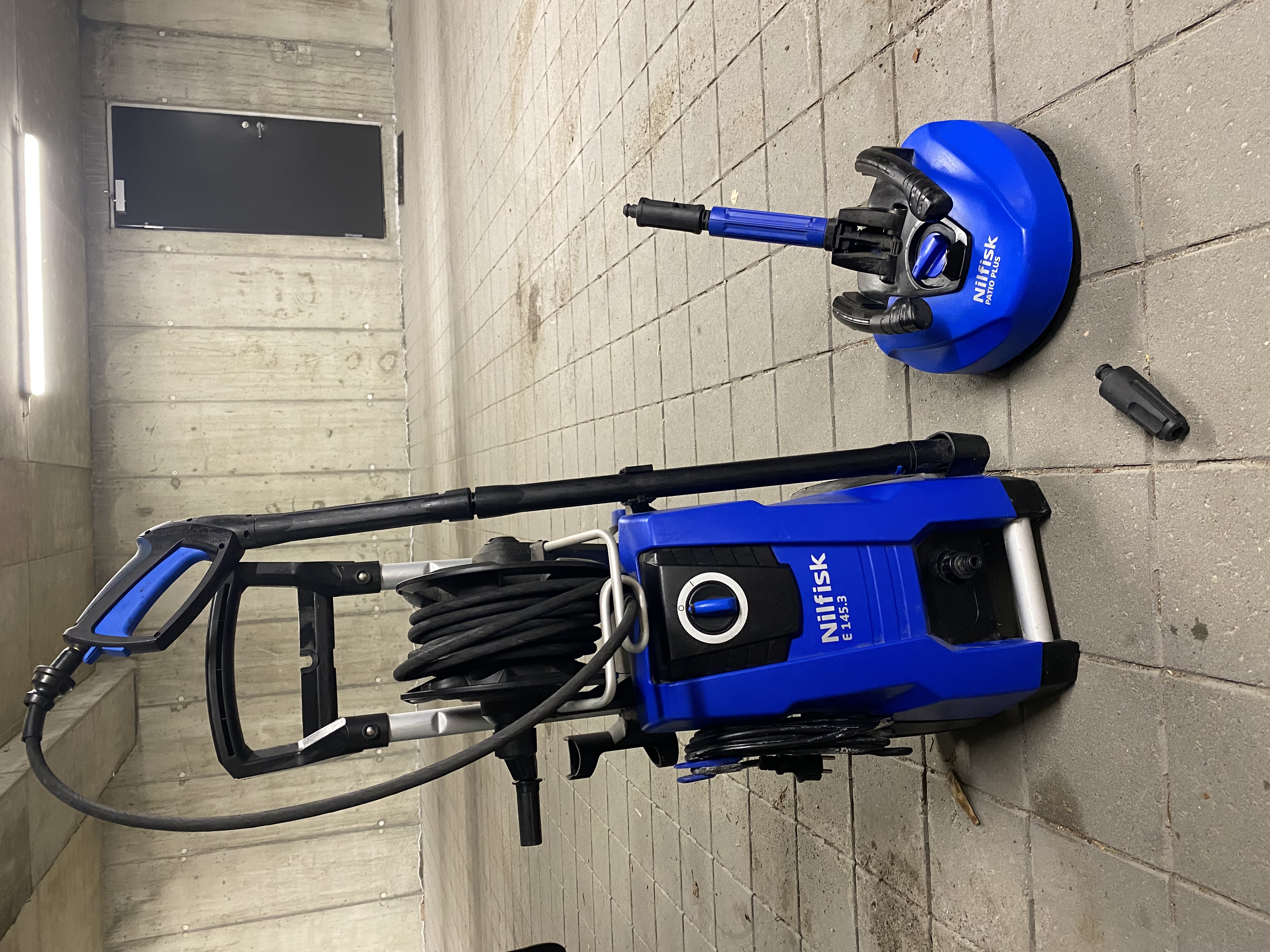 Verktøy/redskap til leie – motorsag, gressklipper, høytrykksspyler, hekksaks, trimmer