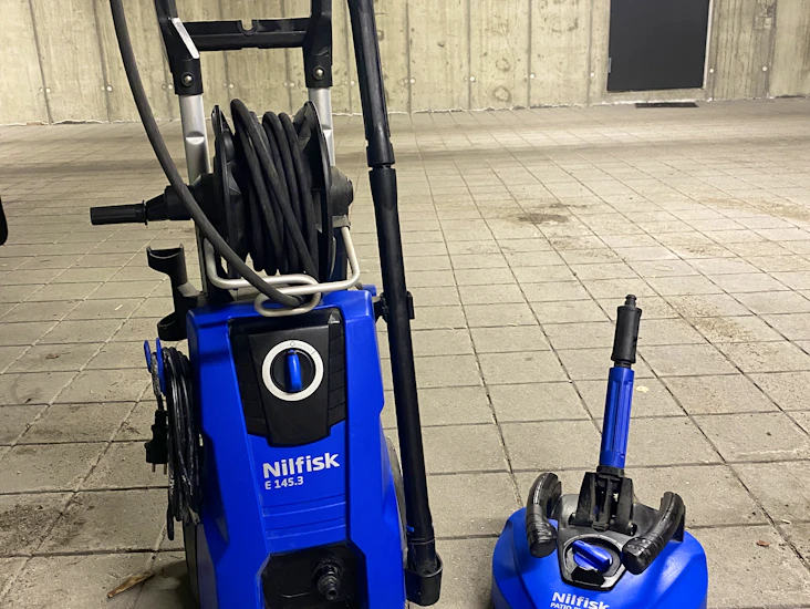 Verktøy/redskap til leie – motorsag, gressklipper, høytrykksspyler, hekksaks, trimmer