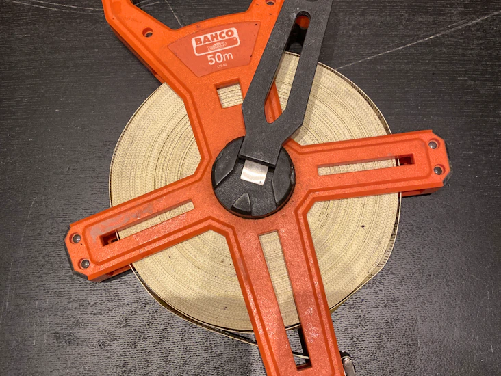 Målebånd 50 m fra bahco. til oppmåling av f.eks tomt.