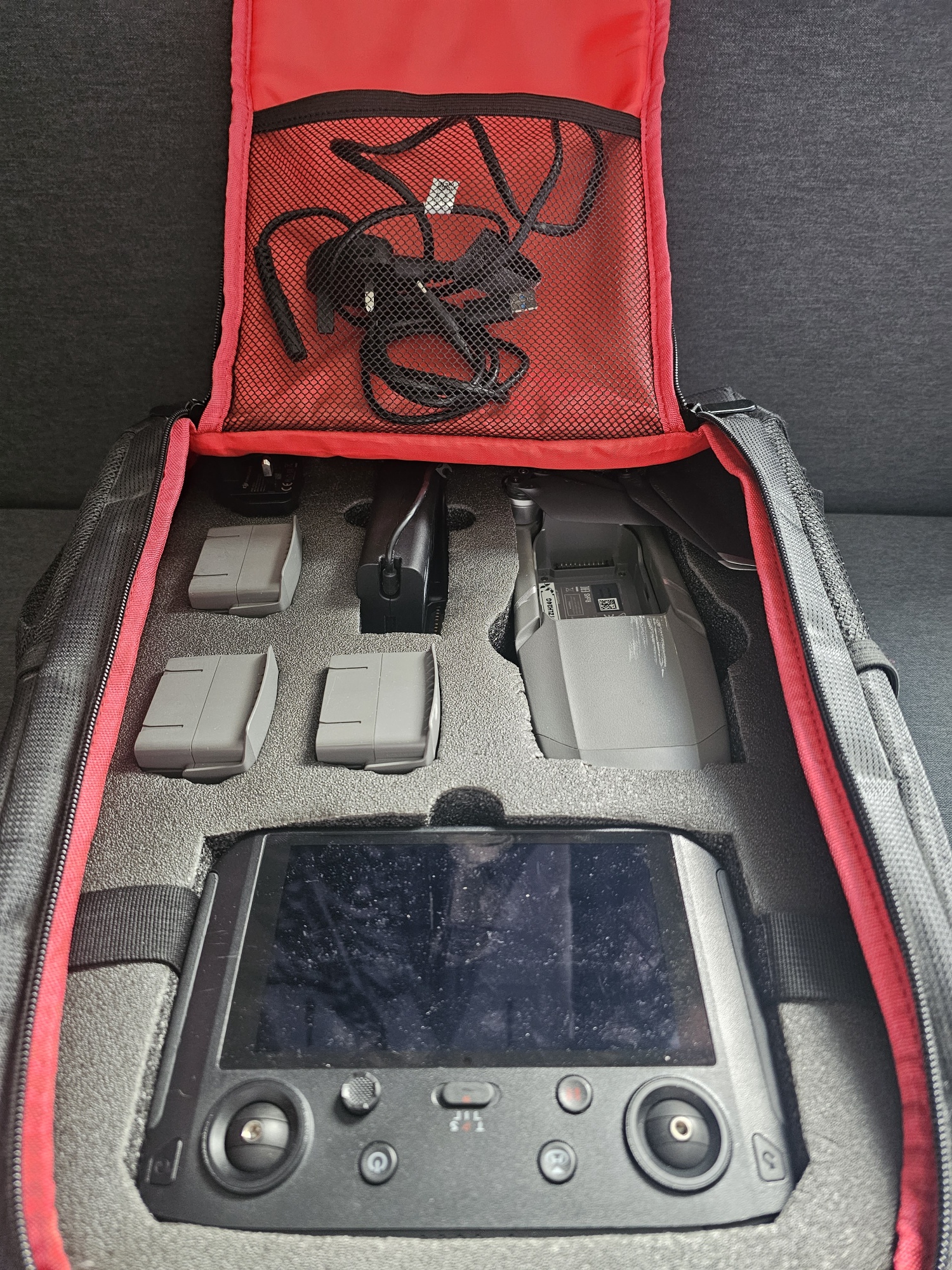 Dji mavic 2 pro + smart controller and long flight kit (3 x battery , chargers