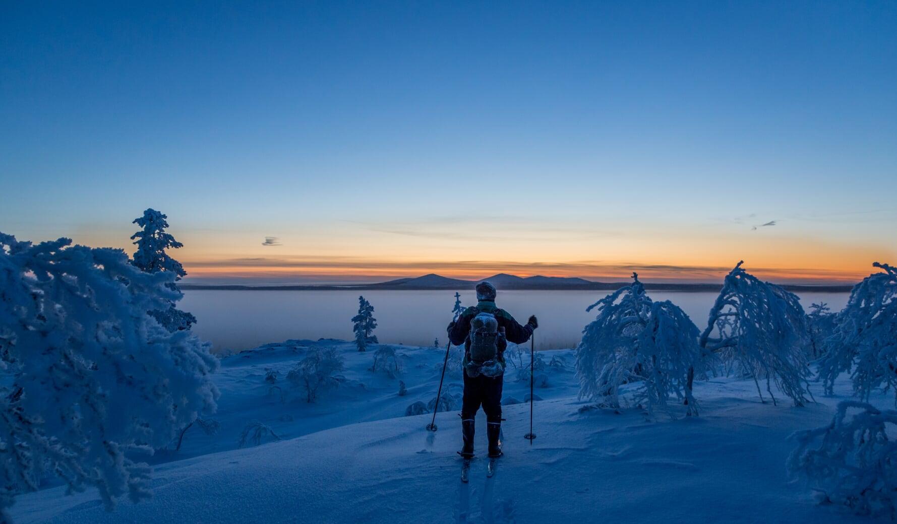 Eräsuksihiihtopaketti