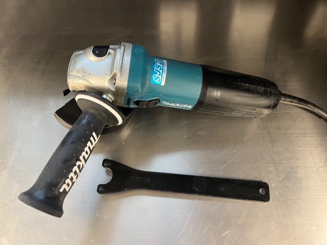 Makita vinkelslip 125 mm (ga5040)