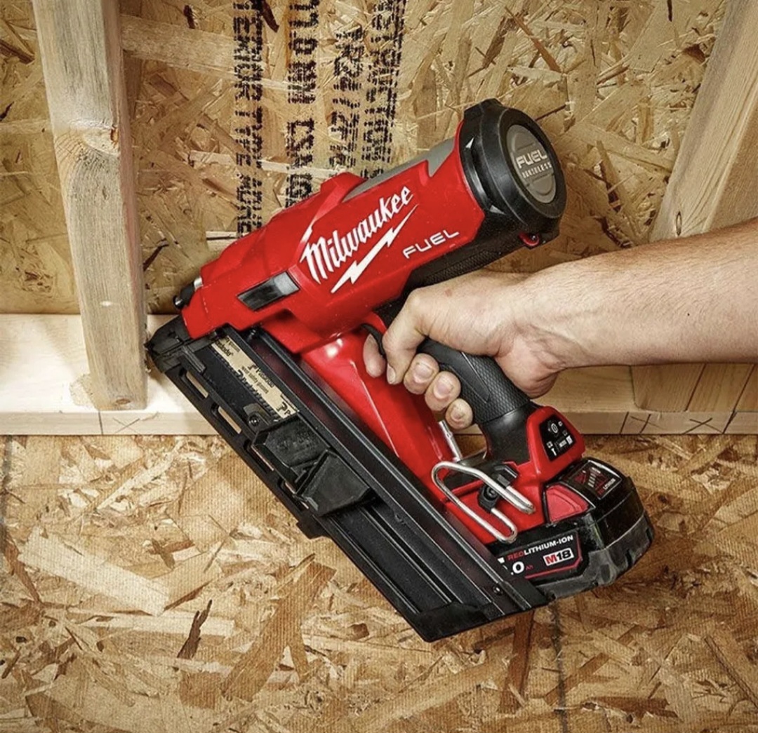 Milwaukee m18 ffn-0c spikpistol 18 v (50-90 mm)