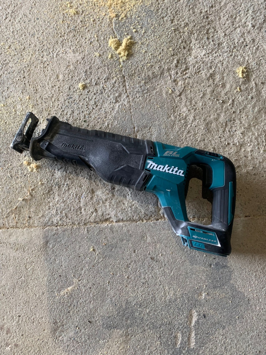 Makita bajonettsag 18v