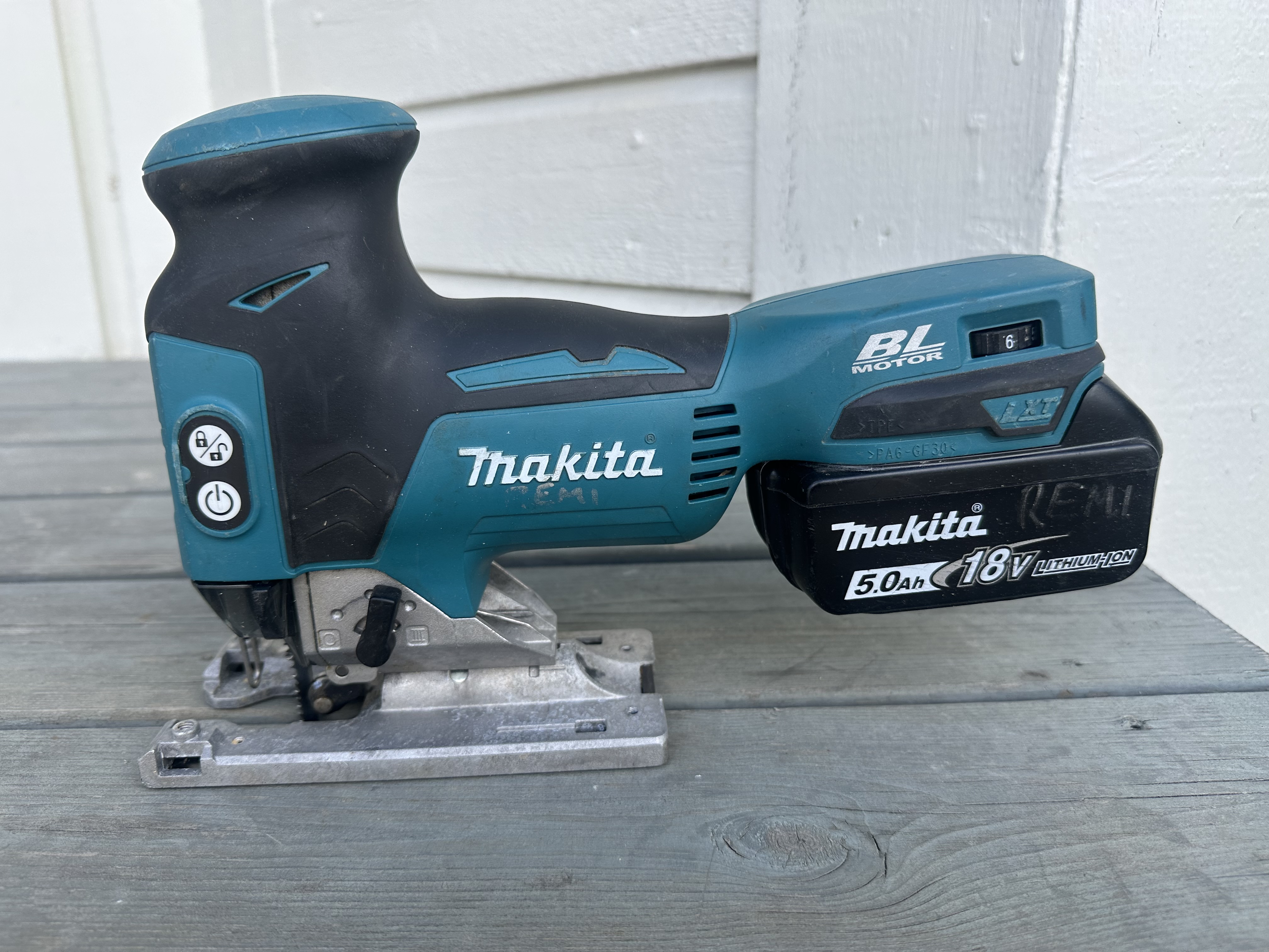 Makita batteri stikksag